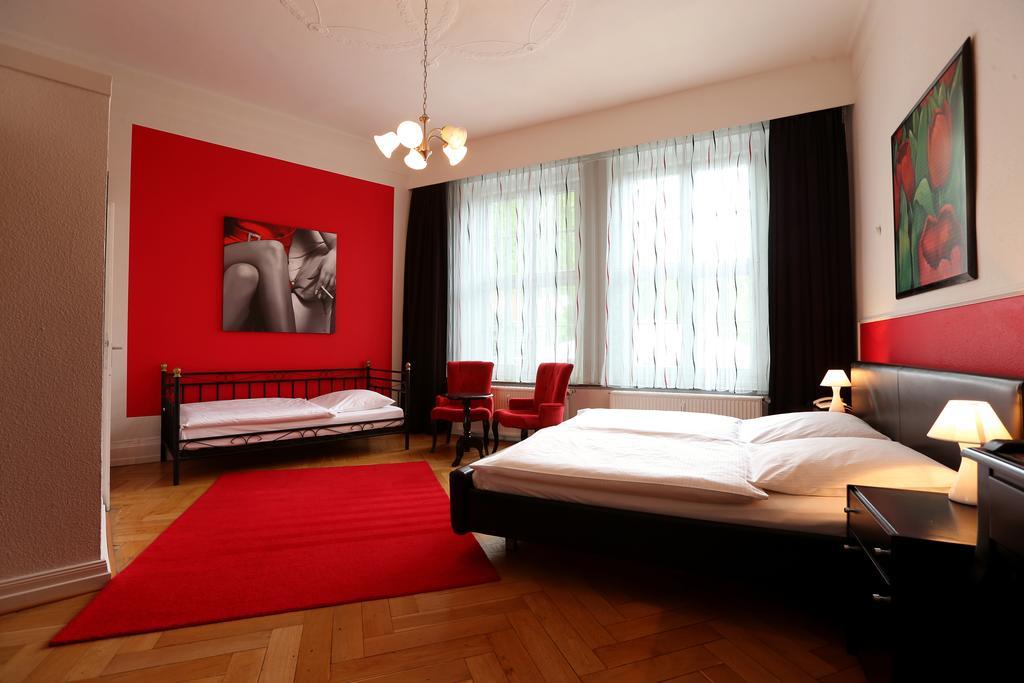 Hotel Amsterdam Hamburg Room photo